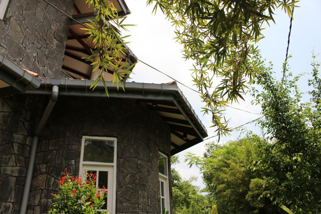The Rock House Apartment Katunayaka Екстериор снимка