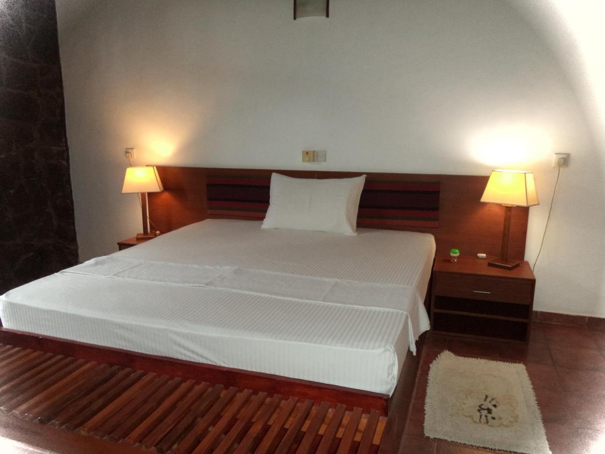 The Rock House Apartment Katunayaka Екстериор снимка